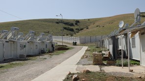 Mετανάστες από τη Λιβύη στο Κουτσόχερο - Aποχωρούν οι πλημμυροπαθείς